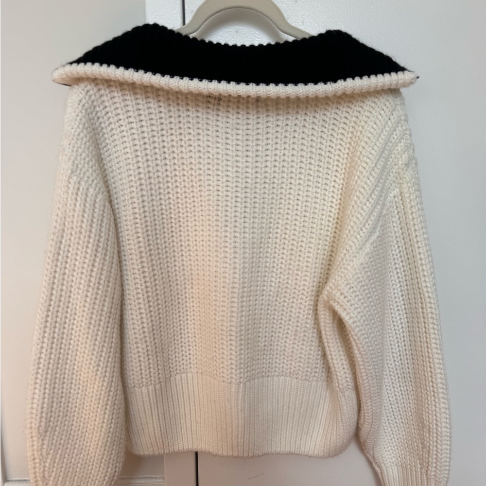 Sweater - Picture 5 of 7